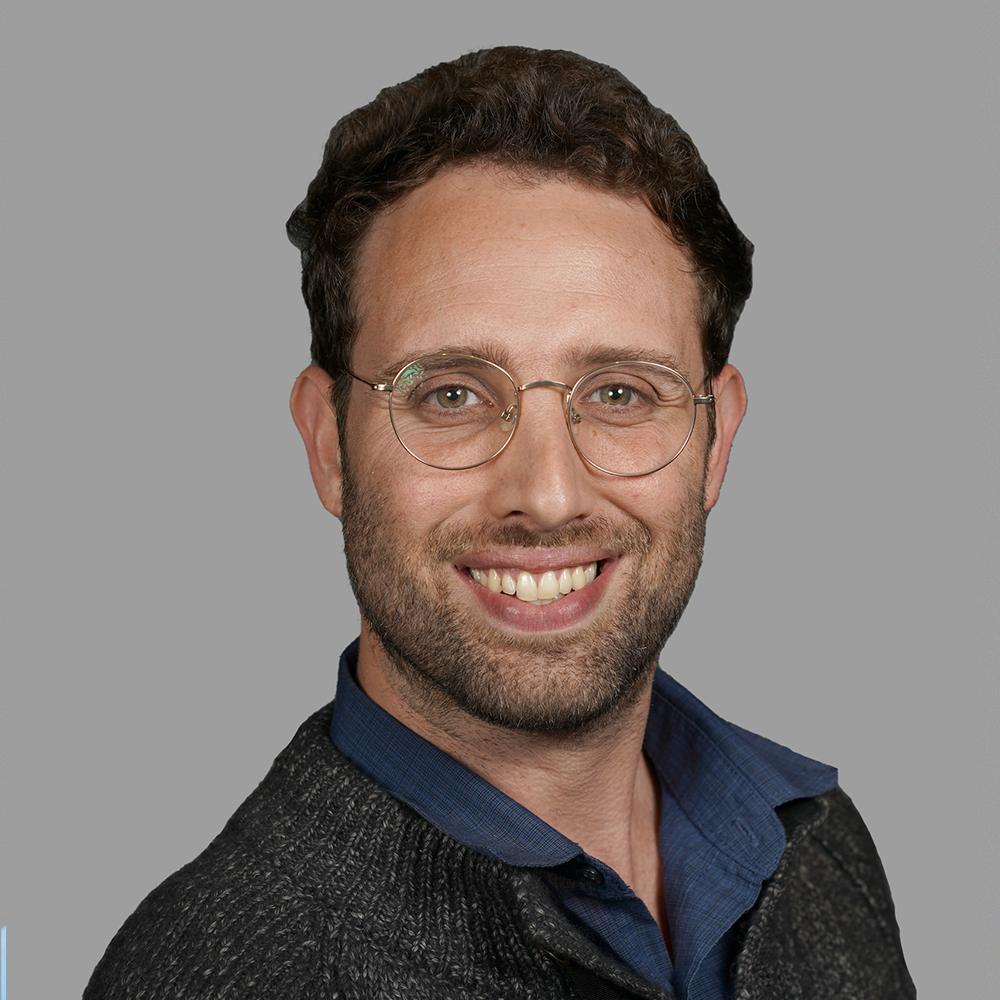 Headshot of Tomer Poran